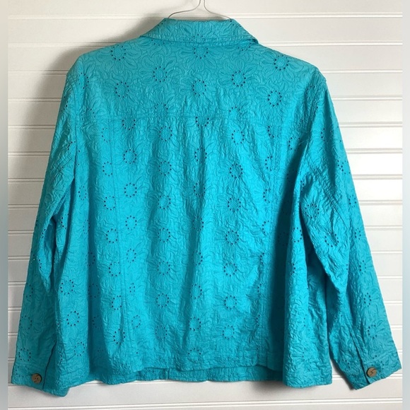 Coldwater Creek Medium womens mixed eyelet embroidered button up jacket 3X - Picture 4 of 7